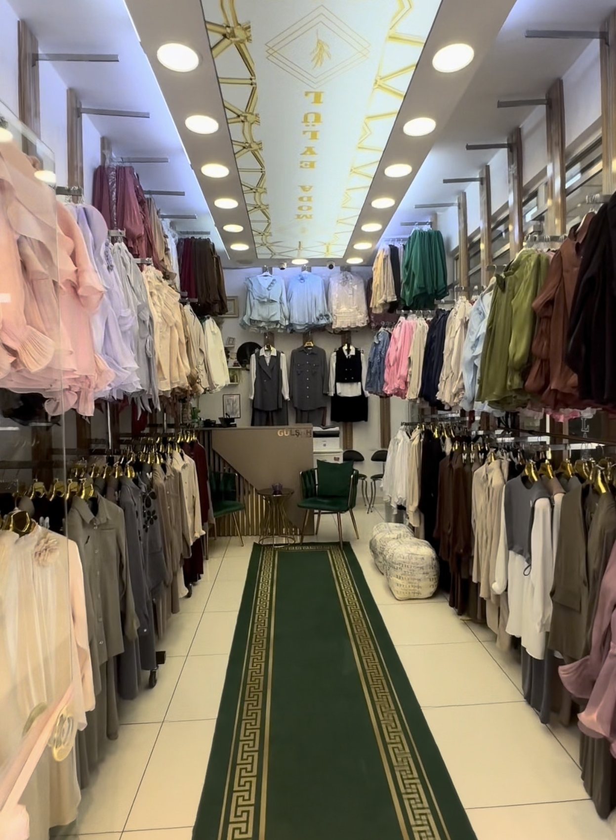 Gülşah Moda Evi mağaza iç mekan